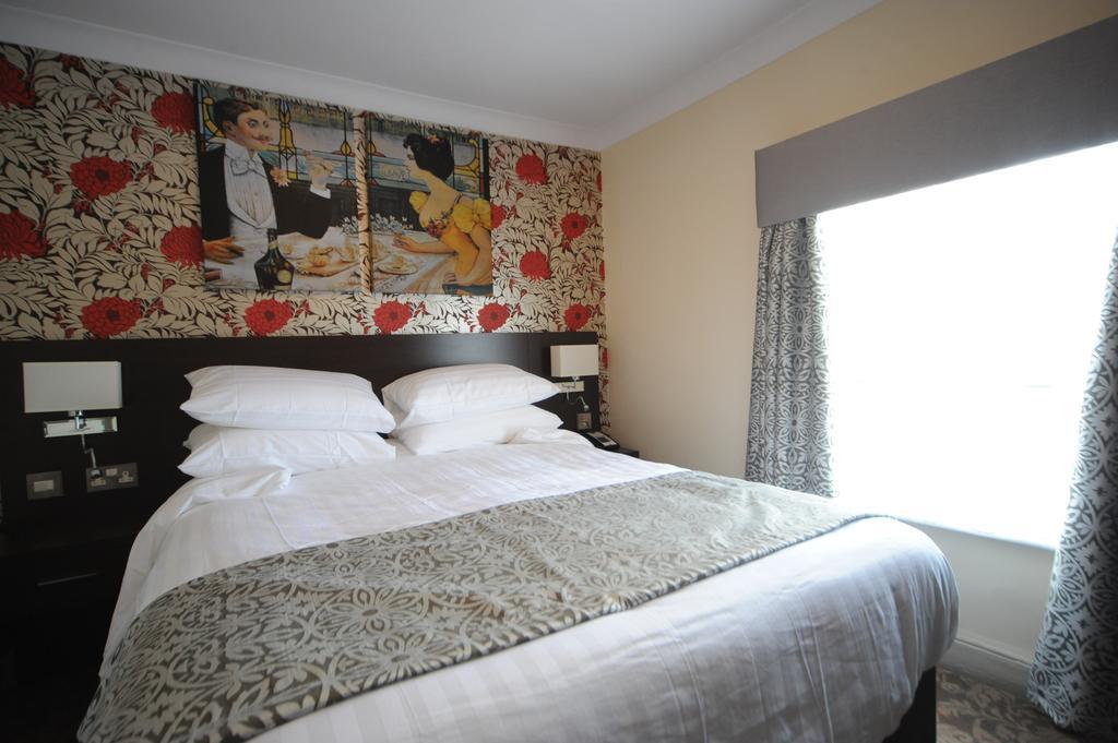 The Bull Hotel Stony Stratford Oda fotoğraf