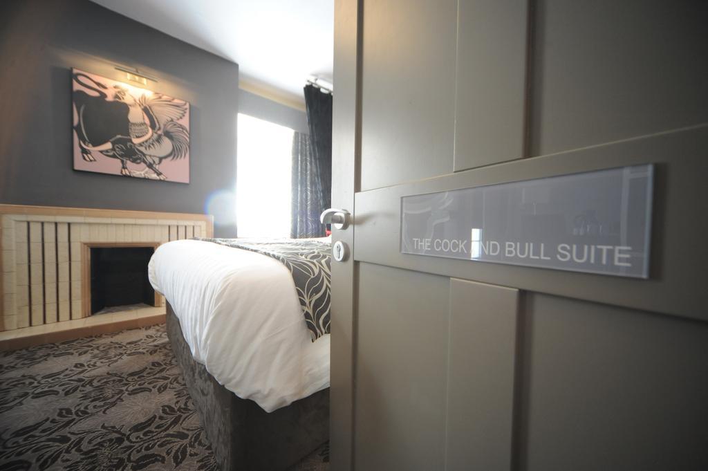 The Bull Hotel Stony Stratford Dış mekan fotoğraf