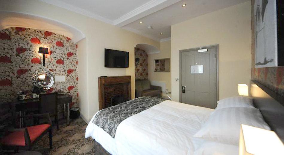 The Bull Hotel Stony Stratford Dış mekan fotoğraf