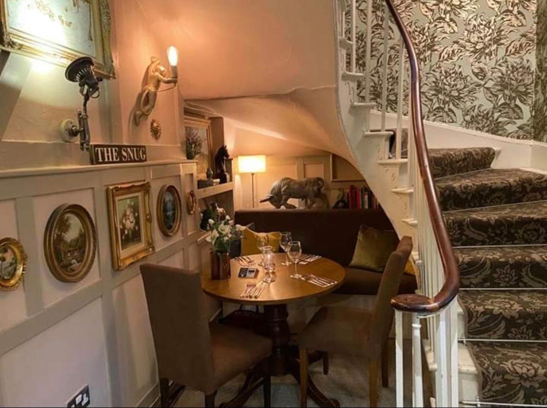 The Bull Hotel Stony Stratford Dış mekan fotoğraf